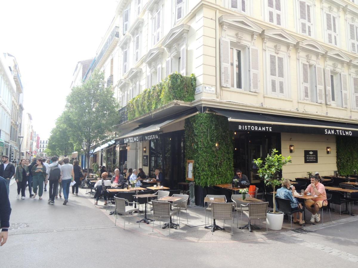 Totolulu Cannes Blue Corner ภายนอก รูปภาพ