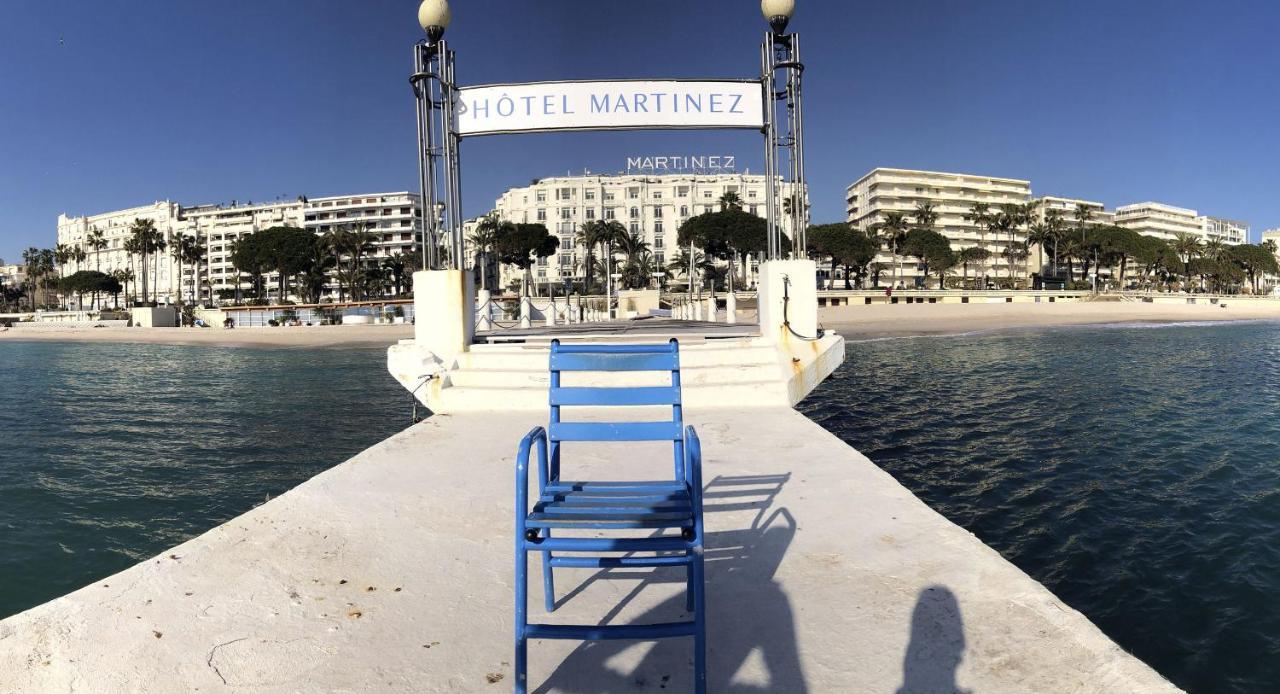 Totolulu Cannes Blue Corner ภายนอก รูปภาพ