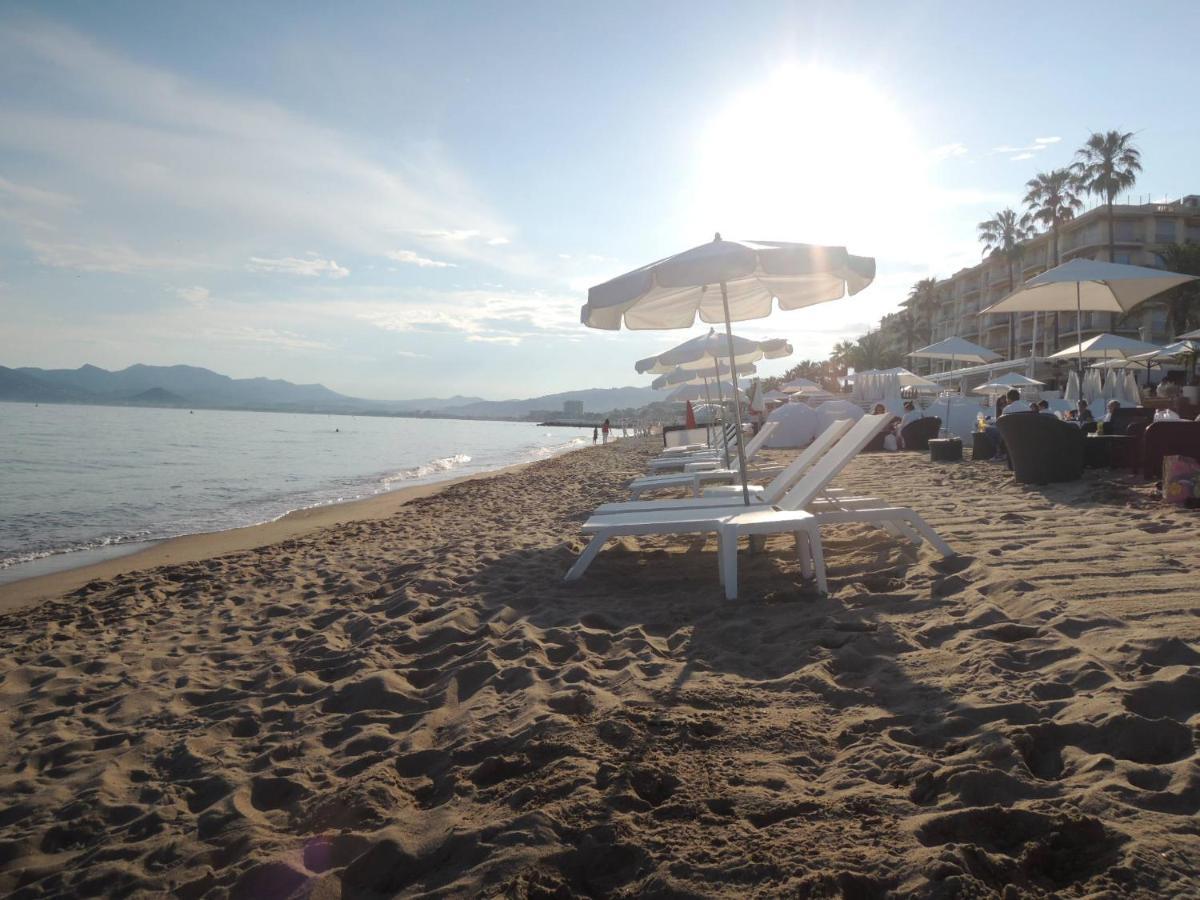 Totolulu Cannes Blue Corner ภายนอก รูปภาพ